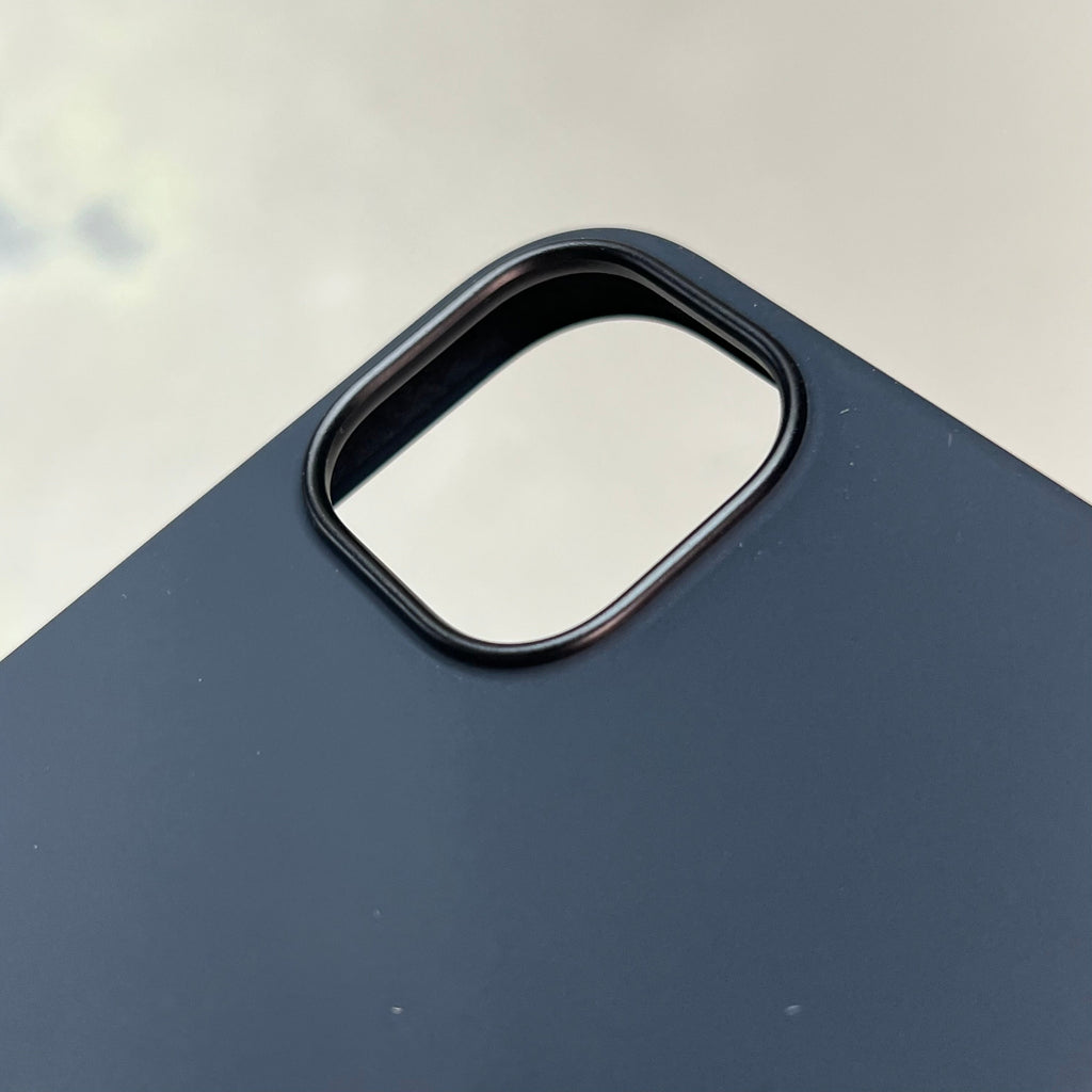 Apple iPhone 14 Plus Silicone MagSafe Case — Midnight (Return)